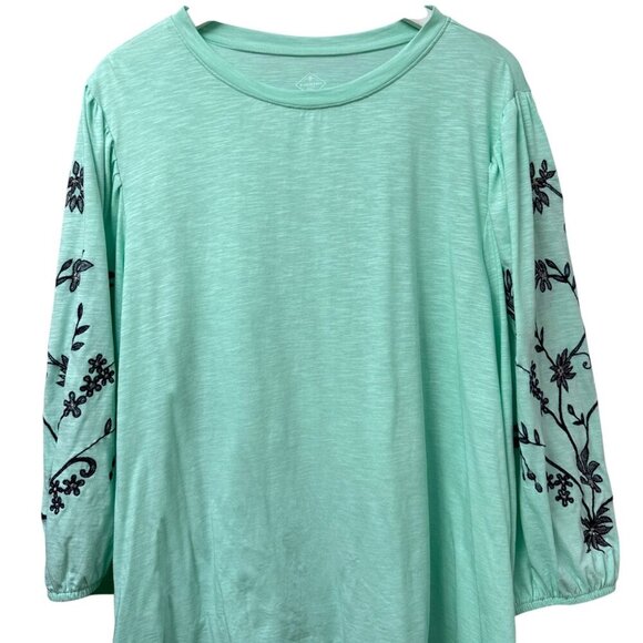 St Johns Bay Mint Green Top Plus Size 2X Embroidered Puff Sleeve Tunic Tee - Picture 2 of 8